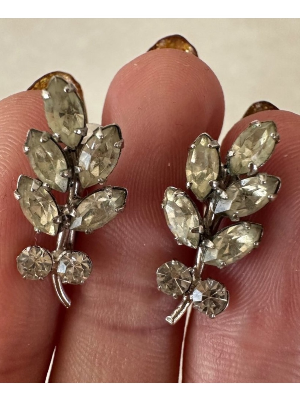 Vintage Carl Art Minimalist Crystal Rhinestone Silver Leaf Cluster Earrings